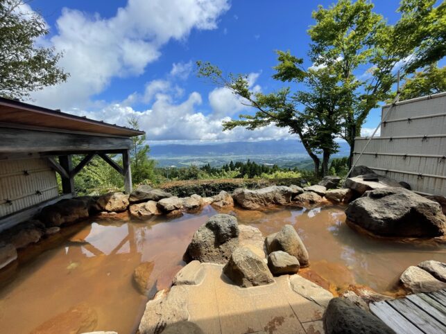 白鳥温泉 上湯の露天風呂